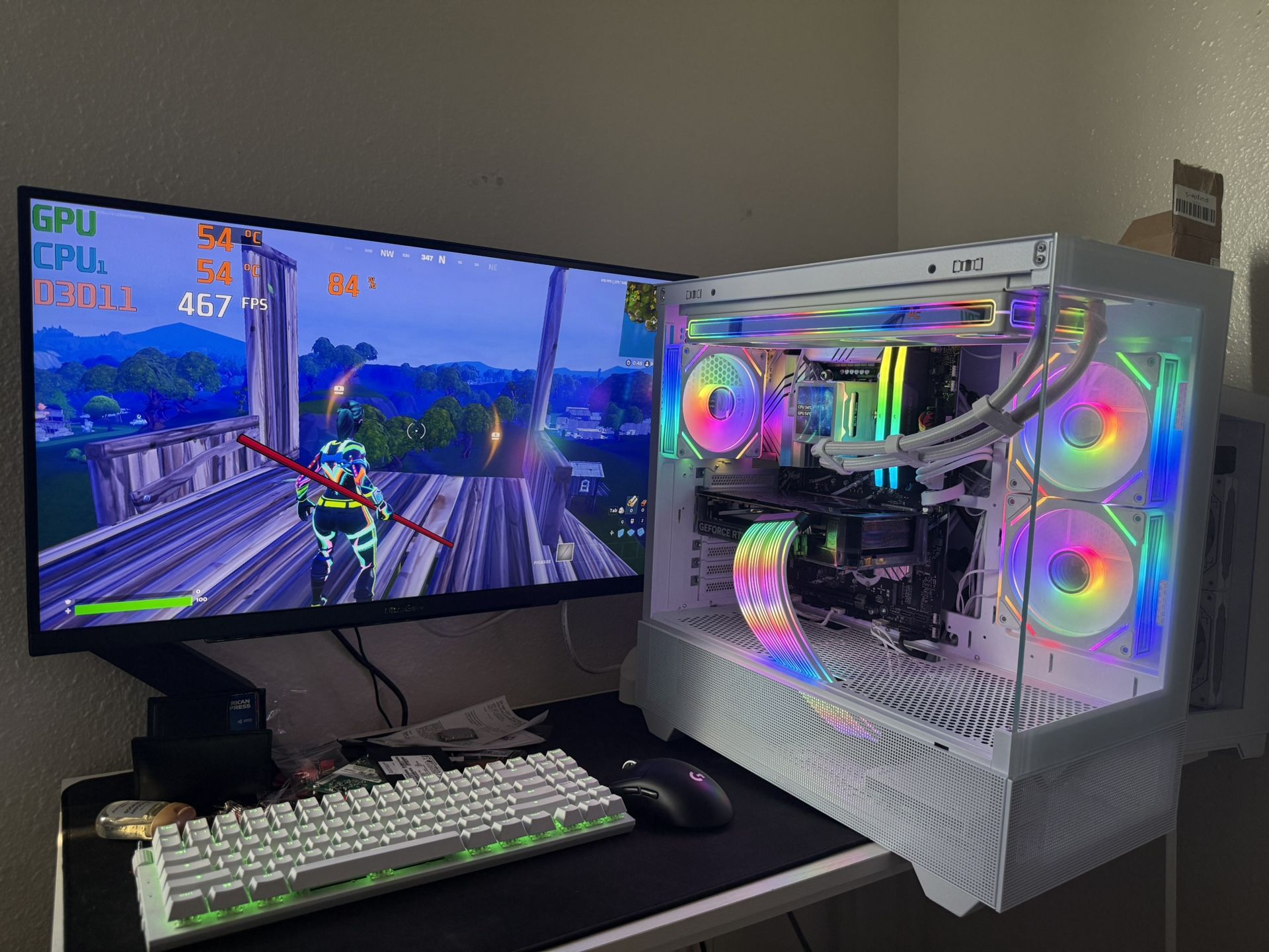 White Gaming Pc Computer Desktop RTX 5060 / i9