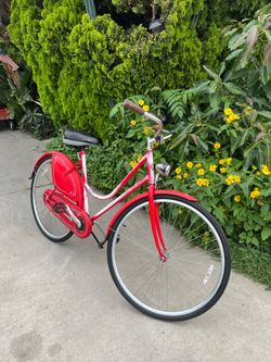 SCHWINN 🚲 BIKE GREAT CONDITION 28” size TIRES 🛞