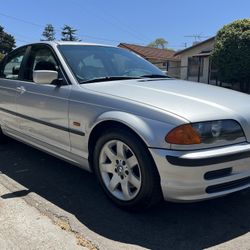2001 BMW 325i