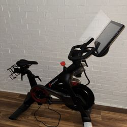 Peloton Bike