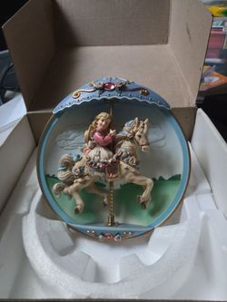 Carousel Daydreams "Swept Away" Bradford Exchange 1994 Musical Plate
