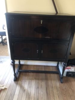 Vintage Radio cabinet