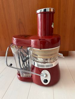 Fusion juicer