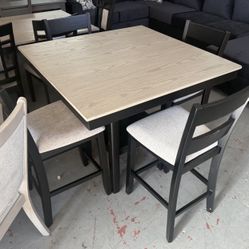 THANKSGIVING DINNER TABLE SALE 