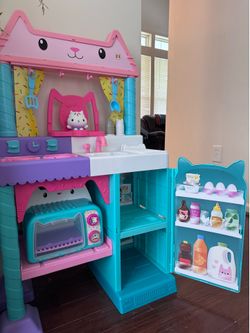 Gabby Dollhouse Kitchen, Cakey Oven, Tasty Junior Set, and Food