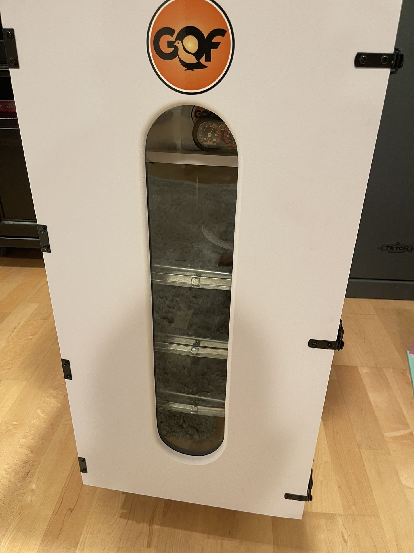 GQF 1502 Digital Sportsman Cabinet (Egg Incubator & Hatcher Combo)