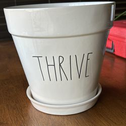 Rae Dunn “Thrive” Ceramic Pot 