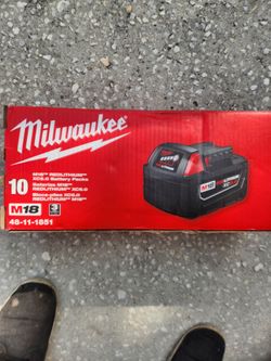 Mikwaukee 48-11-1851 (Battery 10 Pack)