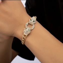 Very Nice Unique Leppard Head Gold Tone Bracelet