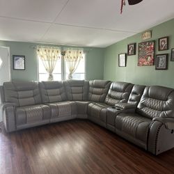 Reclining Sectional Couch