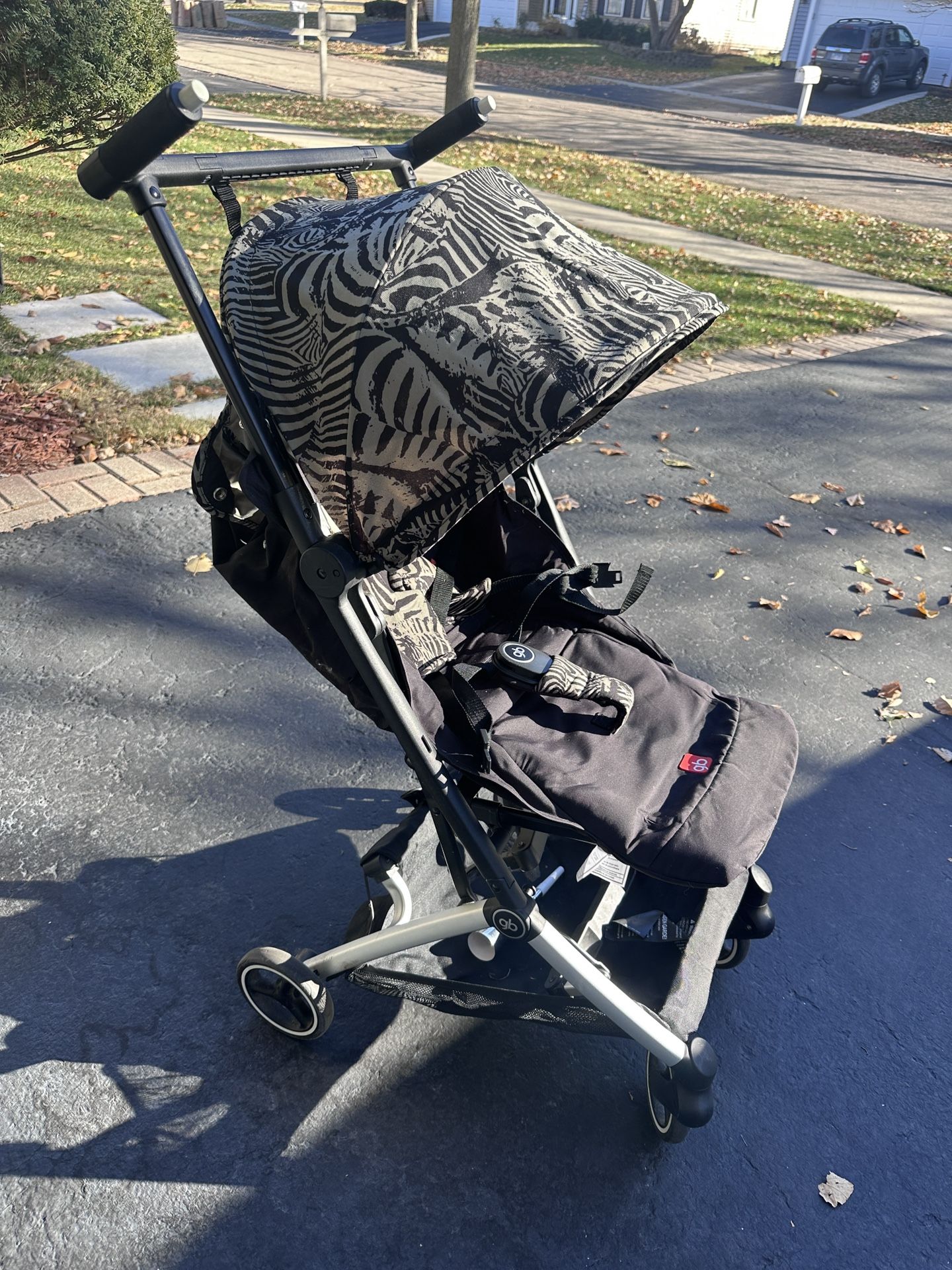 Lightweight Compact Stroller