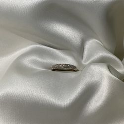Vintage 9k Gold Pavé Diamond Ring
