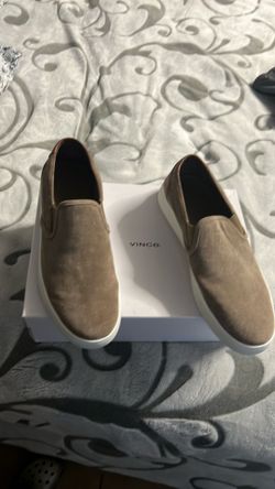 casual shoes ( Vince) size 11