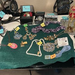 Jewelry Set 1 (earrings/necklaces/bracelets) 