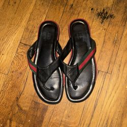 Gucci Sandals Men Size 9 Fits 10 ORIGINAL GUCCI VERY HEAVY IN PERSON