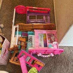 Barbie Doll House Like New