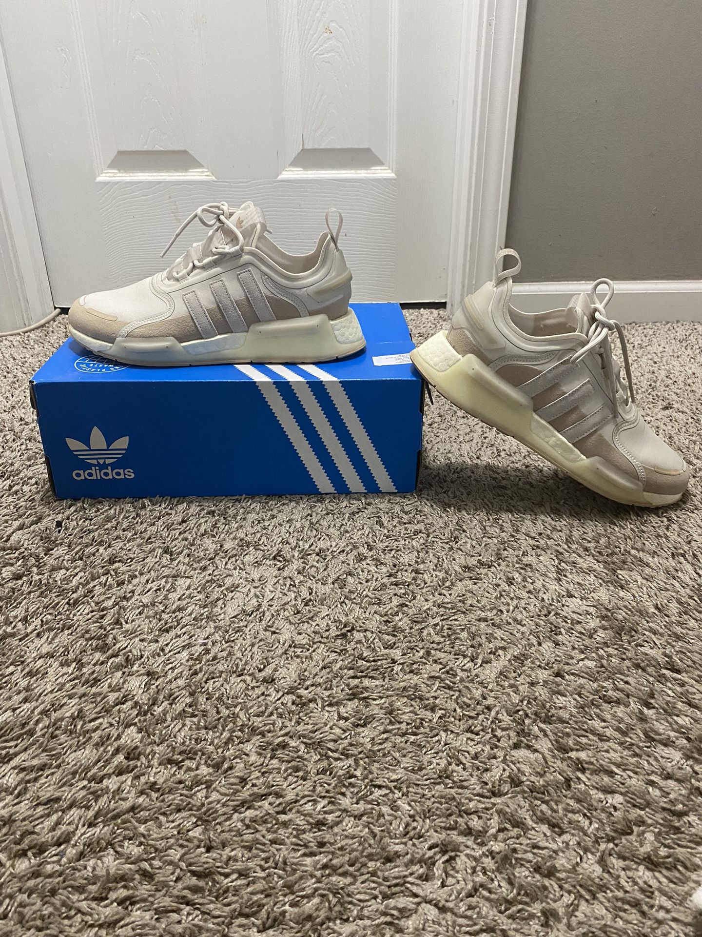Men’s Adidas Sz 9.5