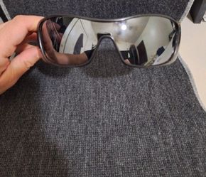 Oakley ANTIX. GREAT CONDITION. BLACK CAMO WITH REFLECTIVE BLACK LENS.
