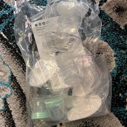 Motif Aura breast pump parts (full kit + extra pieces)