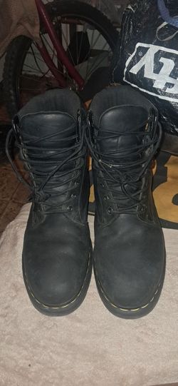 Dr. Martens Unisex 1460 Slip-Resistant Black Leather High Top Boots Size 11M, 12L