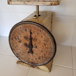 Vintage Rusty Way-Rite Scale