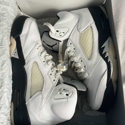 Jordan 5s Size 8