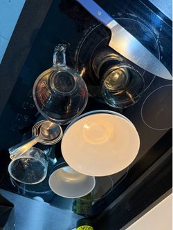 Various kitchen items