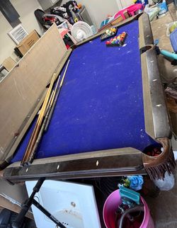 Princeton beringer blue tournament pool table