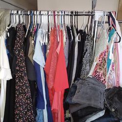 Closet Clean Out - Women's Clothes | Size Small
