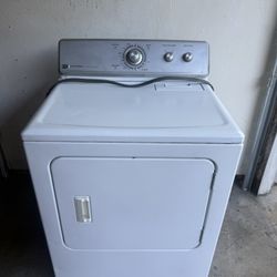 Maytag Dryer (electric) 