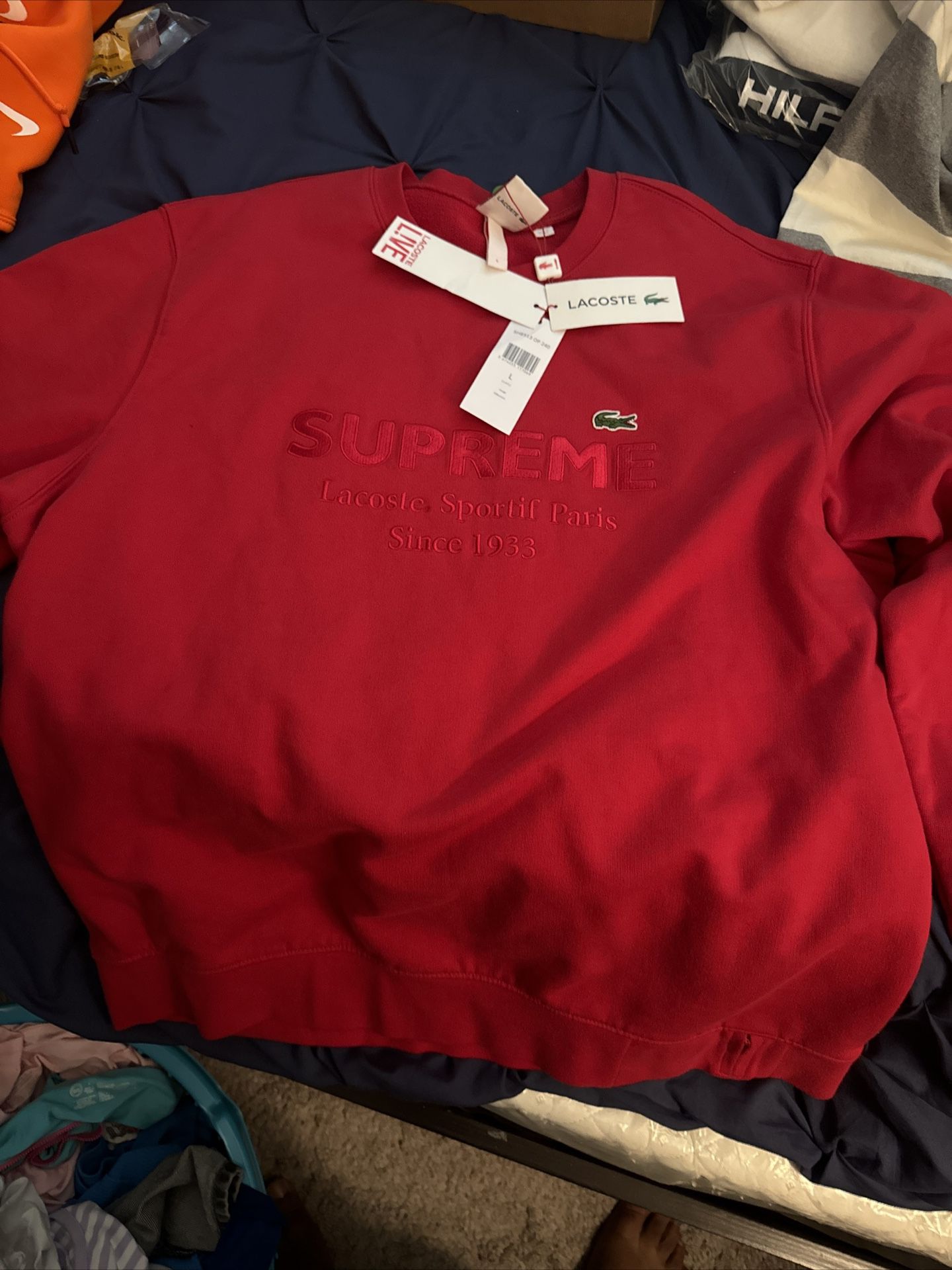 Lacoste Supreme Crew Kneck Size Large New- 200$