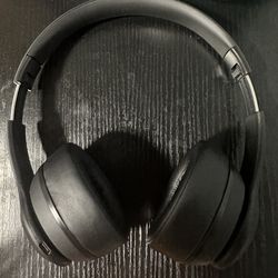 Beats Solo 4