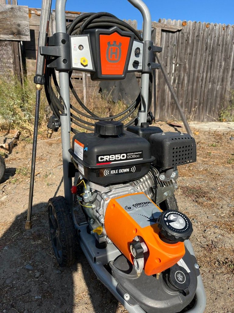 Husqvarna Spray Washer PW3200
