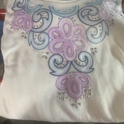 Woman’s Long Sleeve Top