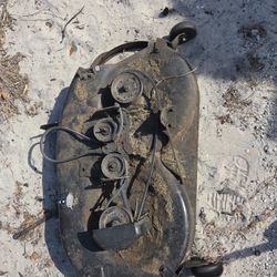 ((READ AD))(($160 EACH))((42" DOUBLE front Bar Mount Craftsman/husqvarna DECK)) Riding Mower 