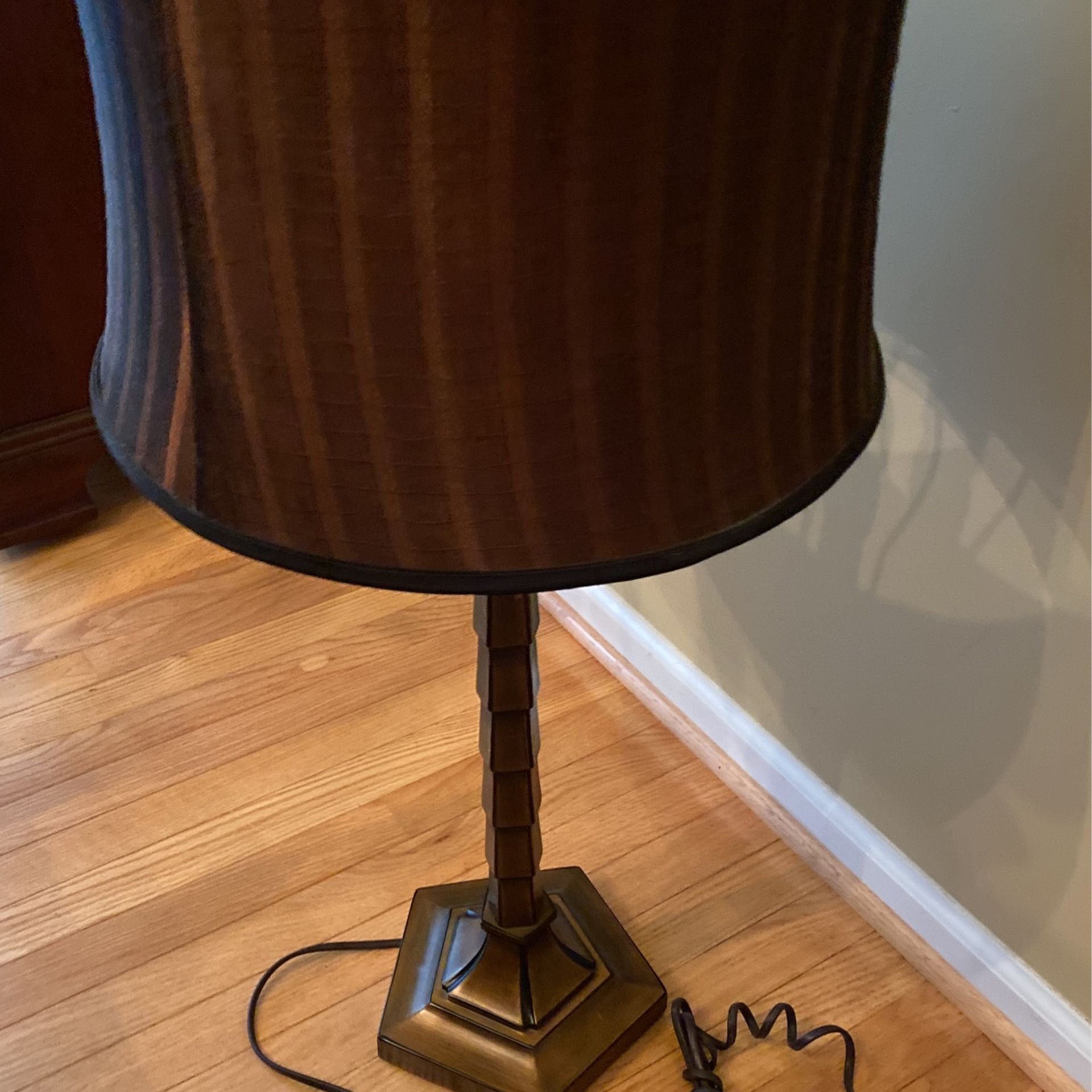 Like New Lamp. African Centric Lamp Brown Base Shade Has Thin Stripe Of Black With Light Orange Overlay.