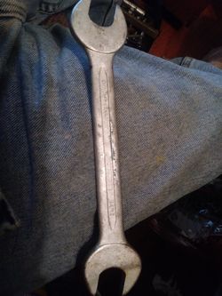 MERCEDES - BENZ WRENCH. SIZES 19MM - 22MM