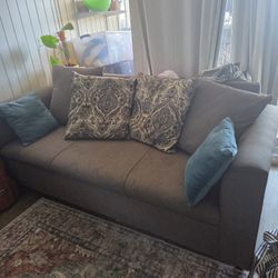 Sofa/couch