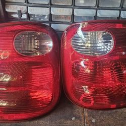 Luces Traseras Para Una Ford F150 