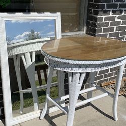 Table With Mirror 