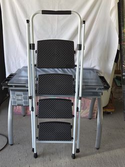WRIGHTMASTER 4-Step Carbon Steel Folding Step Ladder (9 ft. Reach), 500 lb.