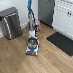 Hoover Vacuum / Carpet Cleaner 