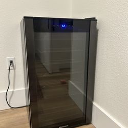 Wine Enthusiast 36 bottle wine cooler