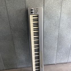 M-Audio 88 Electronic Keyboard 