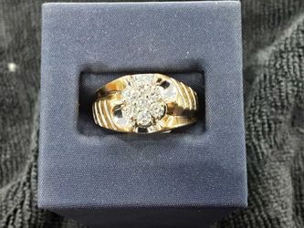 Yellow Gold 14k (.585) 6.5 grams Size 7.5
