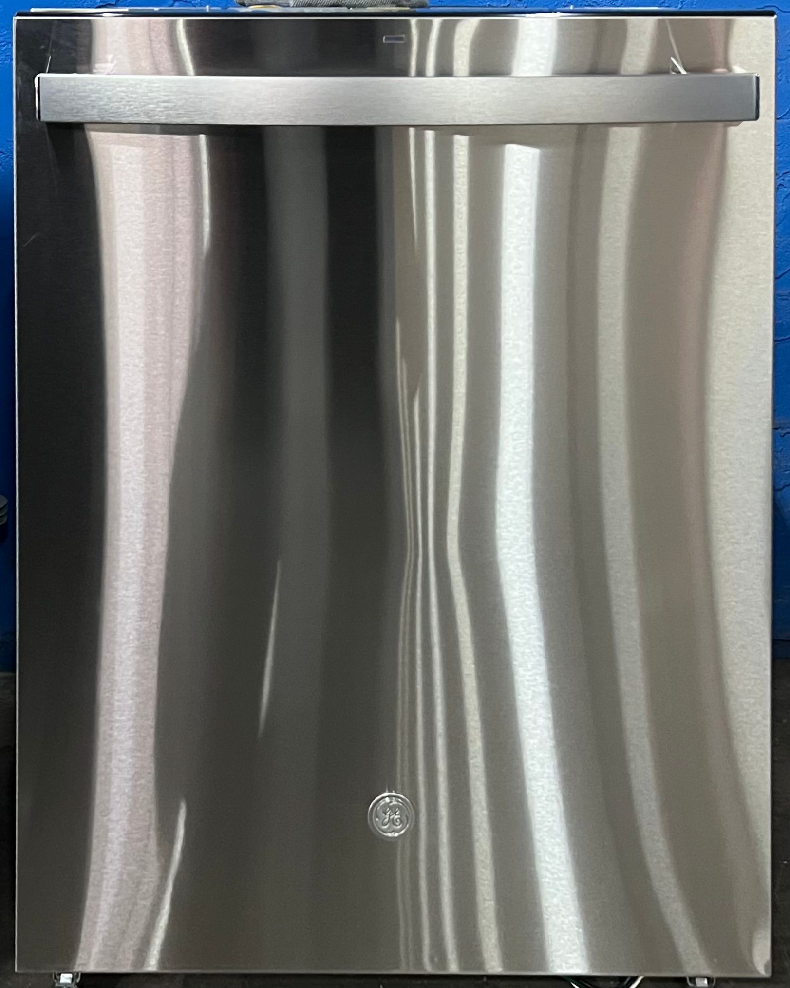 GE Dishwasher GDT670SYVFS 00231 .