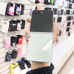 Flip 5 256gb unlocked