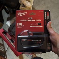Milwaukee 9.0 HD Brand New