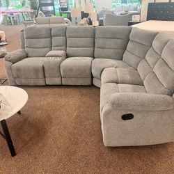 Brand New Reclining Sectional Sofa / Sofa Seccional Reclinable Nuevo a Estrenar … Fast 🚚