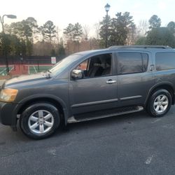 2011 Nissan Armada